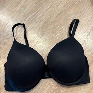 PINK Victoria's Secret Black Smooth Molded Bra
